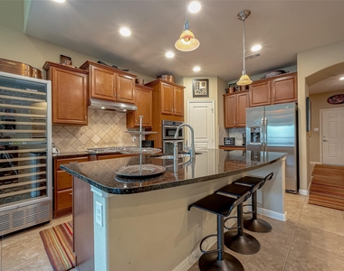 6415 Burgess Heights Lane - Photo Thumbnail 4