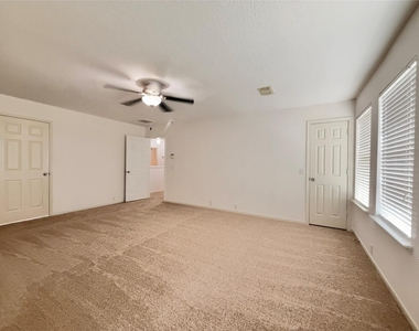 10326 E Summit Canyon Drive - Photo Thumbnail 15