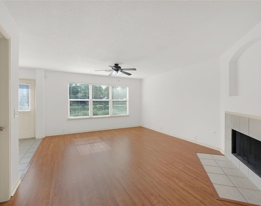 10326 E Summit Canyon Drive - Photo Thumbnail 8