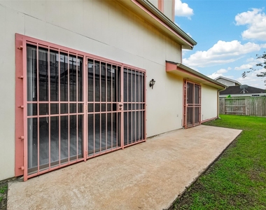 13431 Clarewood Drive - Photo Thumbnail 28