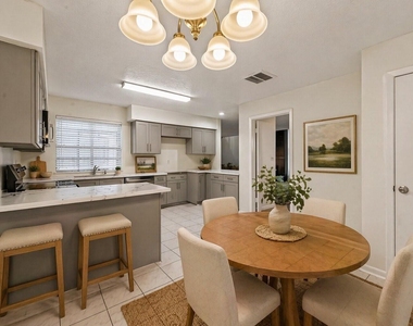 13431 Clarewood Drive - Photo Thumbnail 8