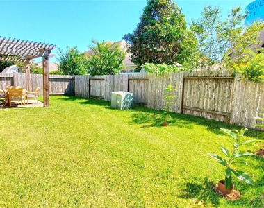3107 Crystal Cascade Lane - Photo Thumbnail 24