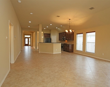 3107 Crystal Cascade Lane - Photo Thumbnail 3