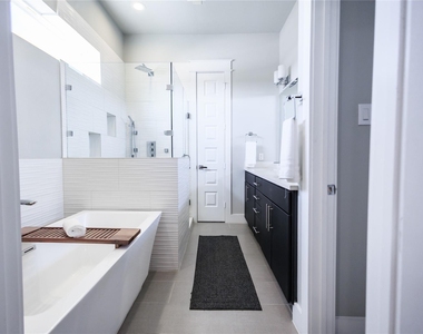 2105 Engelmohr Street - Photo Thumbnail 14