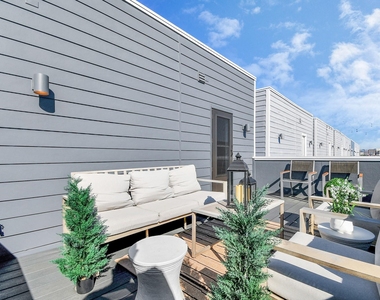 2105 Engelmohr Street - Photo Thumbnail 18