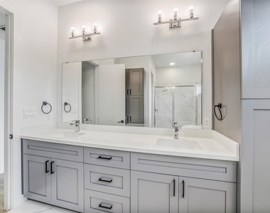 227 Willard Street - Photo Thumbnail 26