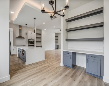 227 Willard Street - Photo Thumbnail 13