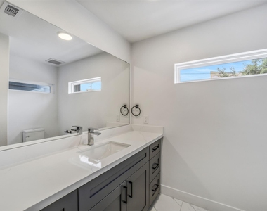 227 Willard Street - Photo Thumbnail 19