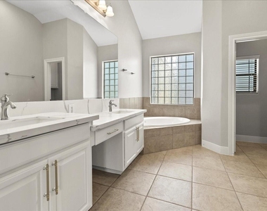 1518 Bingham Street - Photo Thumbnail 13
