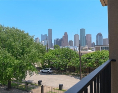 1518 Bingham Street - Photo Thumbnail 26