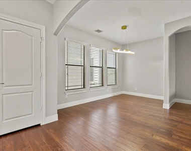 1518 Bingham Street - Photo Thumbnail 8