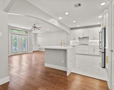 1518 Bingham Street - Photo Thumbnail 3