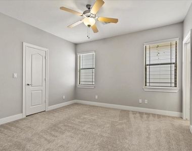 1518 Bingham Street - Photo Thumbnail 17