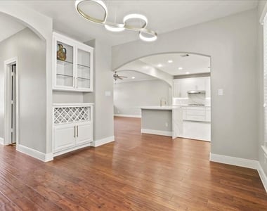 1518 Bingham Street - Photo Thumbnail 7