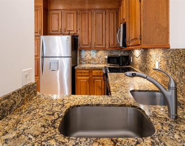 2209 S Braeswood Boulevard - Photo Thumbnail 3