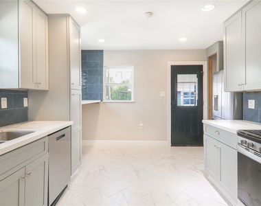2146 Sul Ross Street - Photo Thumbnail 2
