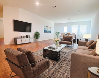 4242 Barrington Cove - Photo Thumbnail 13