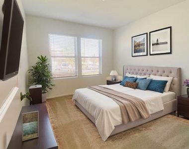 4242 Barrington Cove - Photo Thumbnail 4