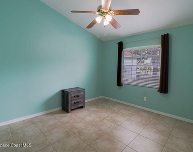 907 Bimini Avenue - Photo Thumbnail 10