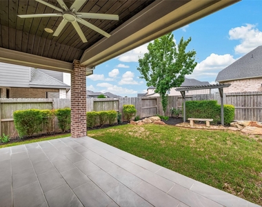 29034 Meadow Terrace Drive - Photo Thumbnail 37