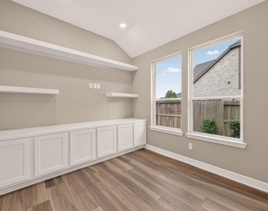 29034 Meadow Terrace Drive - Photo Thumbnail 19