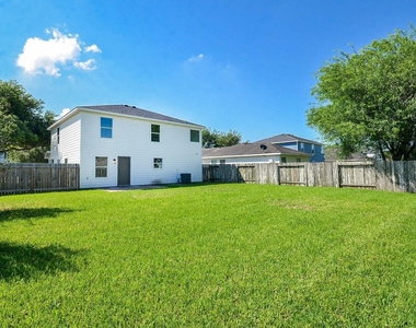 3906 Hollow Cove Lane - Photo Thumbnail 26