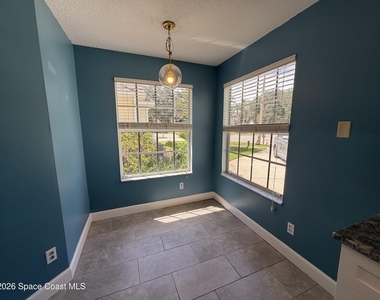 1599 Pga Boulevard - Photo Thumbnail 4