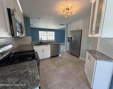1599 Pga Boulevard - Photo Thumbnail 3
