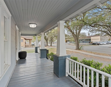 1330 Yale Street - Photo Thumbnail 8