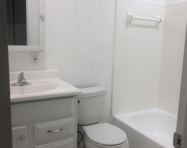2046 Sea Avenue - Photo Thumbnail 15