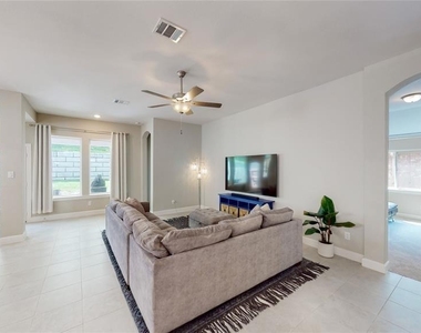 358 Pleasant Hill Way - Photo Thumbnail 17