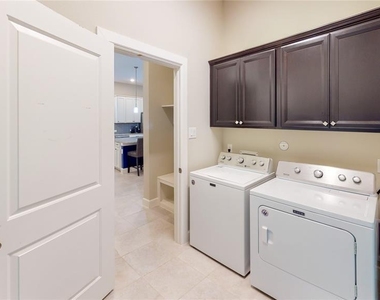 358 Pleasant Hill Way - Photo Thumbnail 33