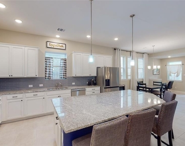 358 Pleasant Hill Way - Photo Thumbnail 7