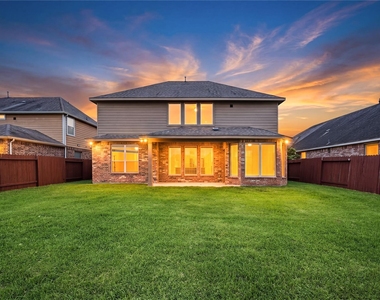 9422 Harmony Lake Lane - Photo Thumbnail 40