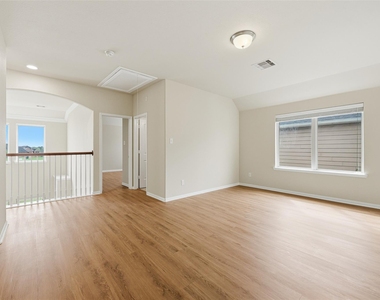 9422 Harmony Lake Lane - Photo Thumbnail 28