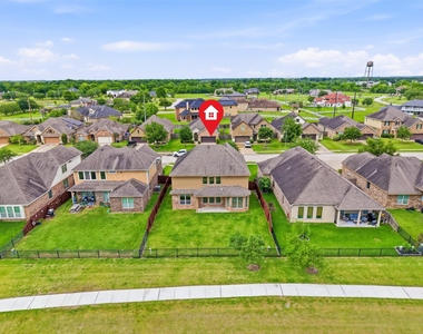 9422 Harmony Lake Lane - Photo Thumbnail 43