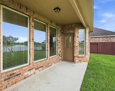 9422 Harmony Lake Lane - Photo Thumbnail 37