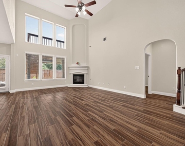 11202 Bluewater Lagoon Circle - Photo Thumbnail 11