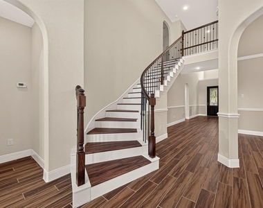 11202 Bluewater Lagoon Circle - Photo Thumbnail 18
