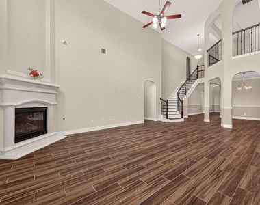 11202 Bluewater Lagoon Circle - Photo Thumbnail 9