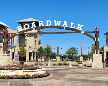 11202 Bluewater Lagoon Circle - Photo Thumbnail 33