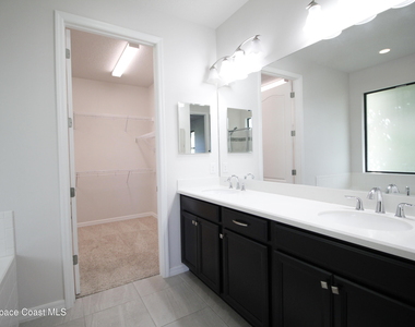 3039 Burghley Park Way - Photo Thumbnail 18