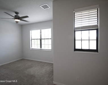 3039 Burghley Park Way - Photo Thumbnail 4