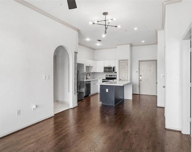 1441 East Street - Photo Thumbnail 5