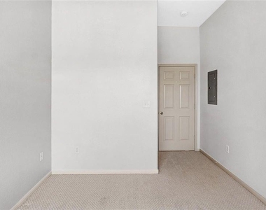 1441 East Street - Photo Thumbnail 21