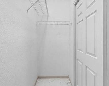 1441 East Street - Photo Thumbnail 18