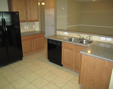 3502 Schumann Oaks Drive - Photo Thumbnail 2