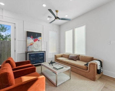 5302 Teodoro Lane - Photo Thumbnail 8