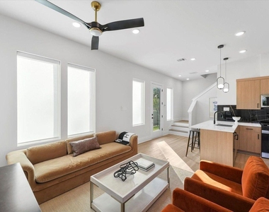 5302 Teodoro Lane - Photo Thumbnail 7