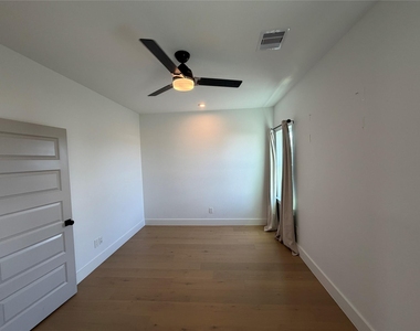 3316 Mckinney Street - Photo Thumbnail 27